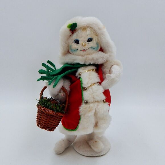 Annalee Snow Woman Basket Pinecones Holly Christmas 10" Decoration Holiday Decor - Picture 1 of 11